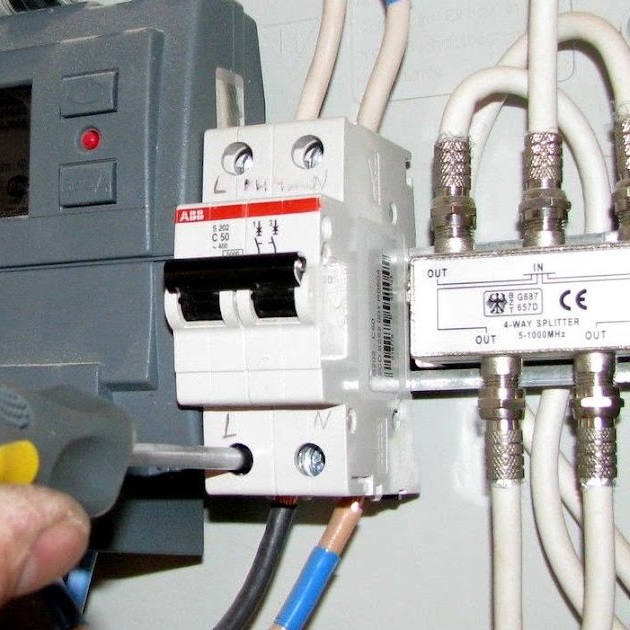 Электрик ПМР Тирасполь: Выбивает автоматы в помещении - вызов электрика в Тирасполе